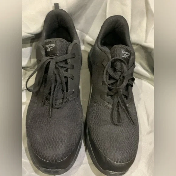 Men’s Astroride Strike Reeboks, Preloved with composite toe, size 13 W, Black. - Picture 2 of 5